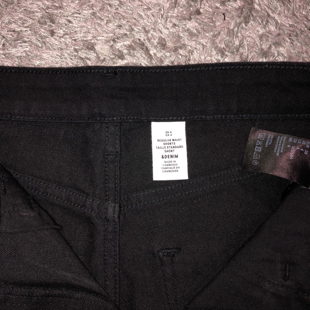 H&M Black Denim Shorts - Regular Waist - Picture 3 of 3